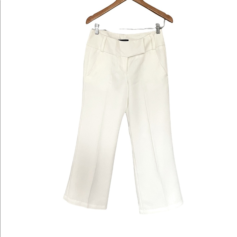Signature by Larry Levine white pant suit and blazer - Picture 4 of 4